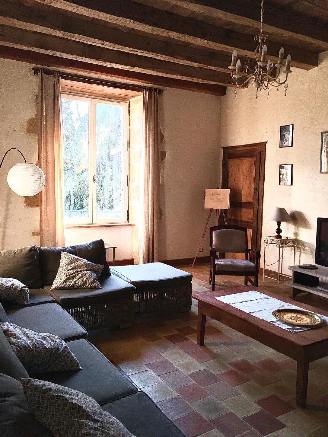 "La Maison De Villars" Au Coeur De La Nature Pressac Exteriör bild